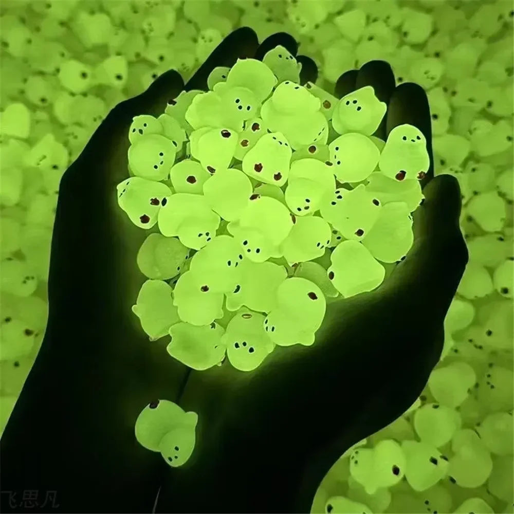 Mini Fluorescence Chicken Moss Toy
